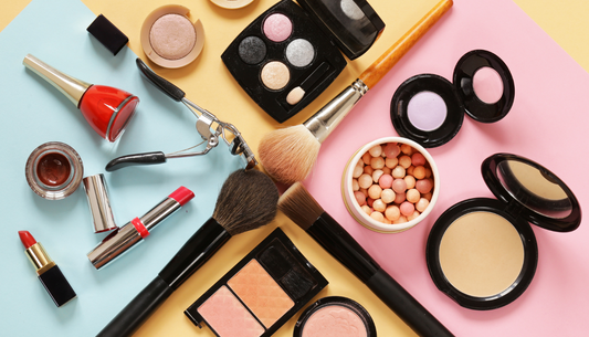 Beauty on the Go: Packing the Perfect Makeup Bag